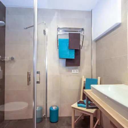 Isiliving By Interhome Apartment